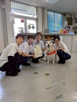 LINE_ALBUM_寄付拝受202301_250916_7.jpg
